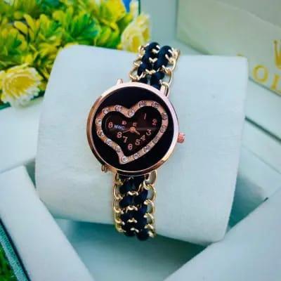 GIRL STYLYLISH WATCH BUY ONE GET ONE FREEAshiyana Shopping Mall